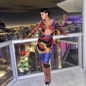 HOUSE OF CB MARINA PRINTED CUT OUT MIDI DRESS